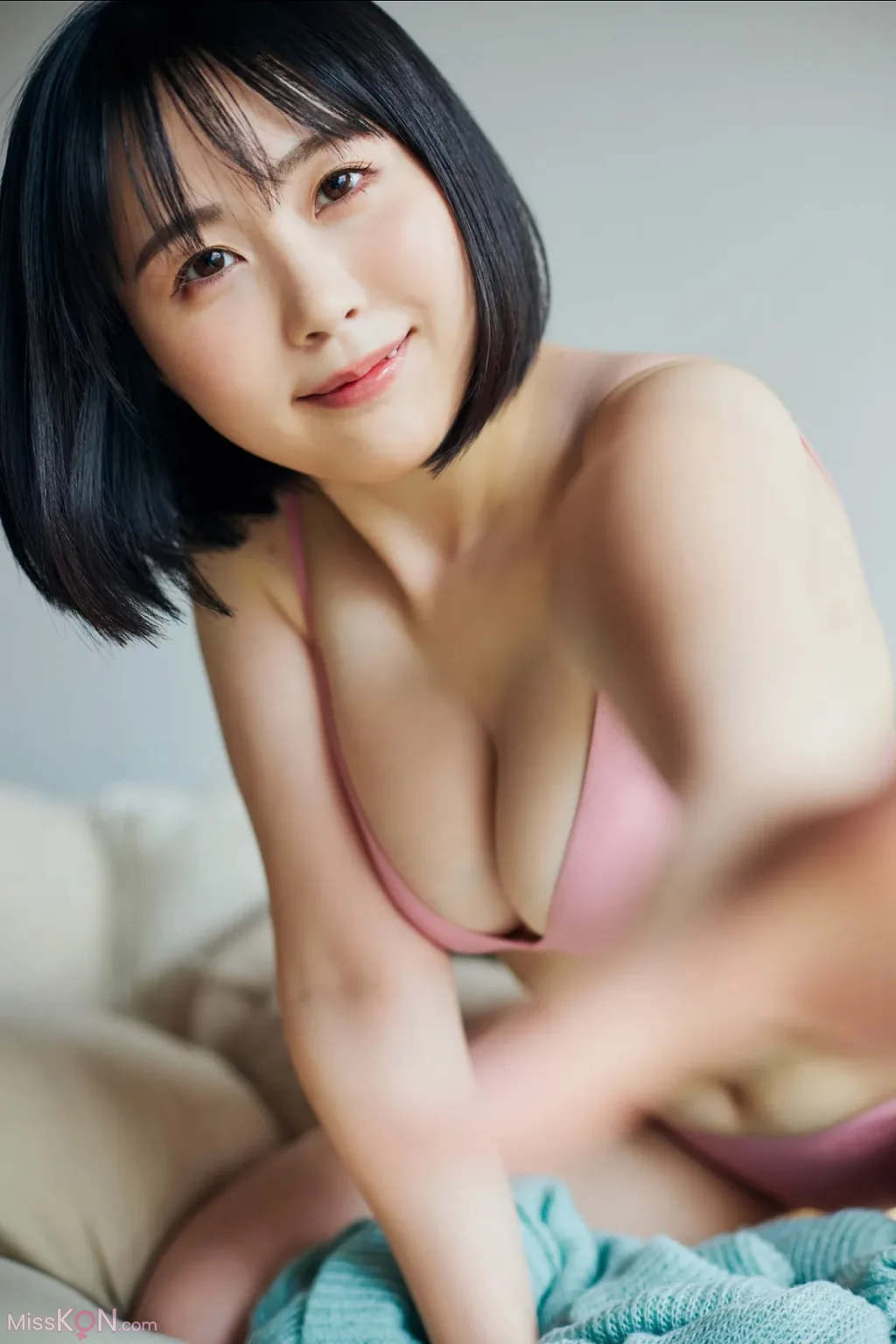 Yuki Yomichi (夜道雪)_ FRIDAYデジタル写真集 ぎゅーってしよ
