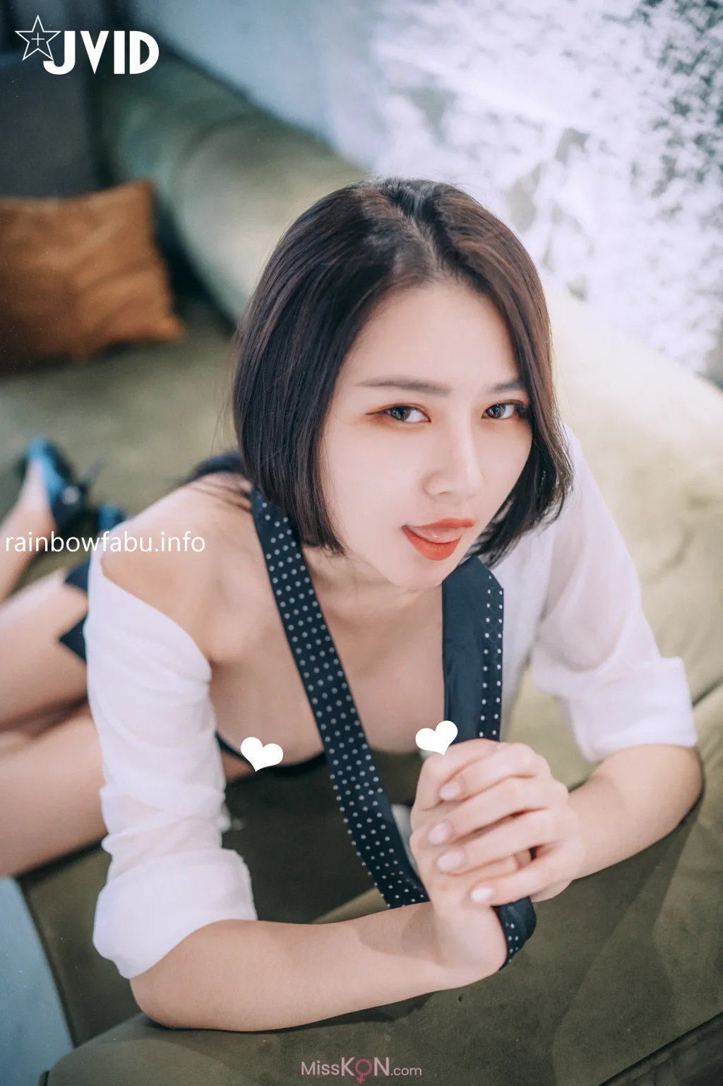 [JVID] 冰冰_ 性感长腿女秘书