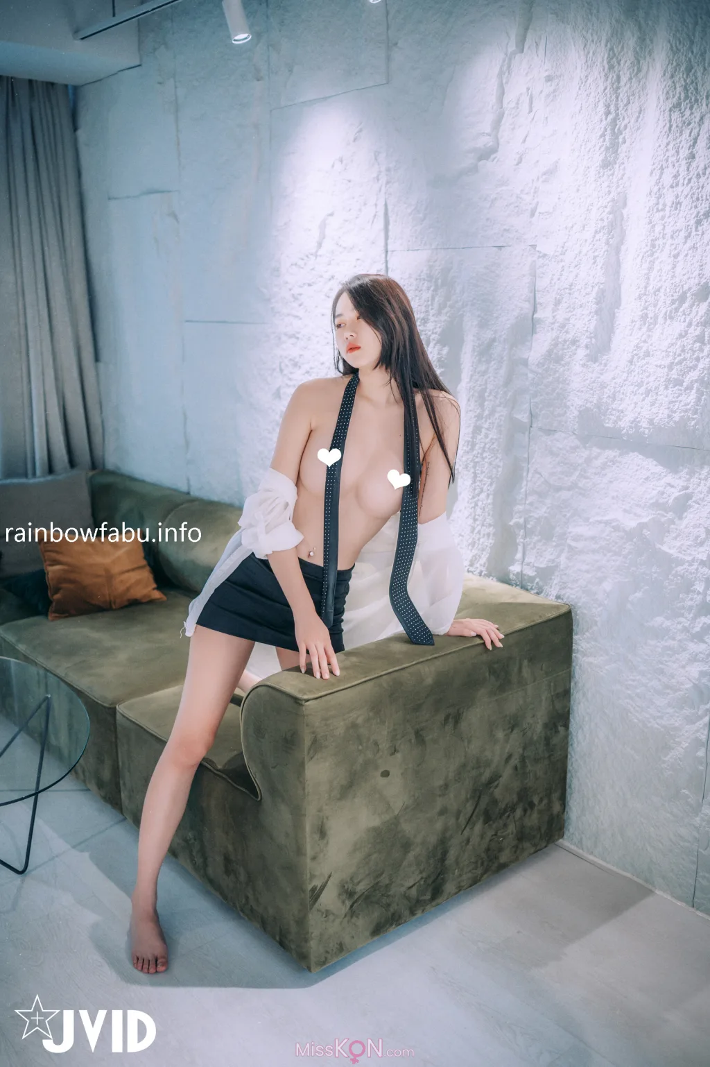 [JVID] 冰冰_ 性感长腿女秘书