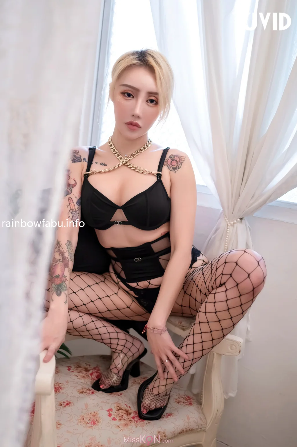 [JVID] 葉魚魚_ 美乳蜜臀讓人血脈賁張。讓人迷失在肉體和慾望的歡愉中！