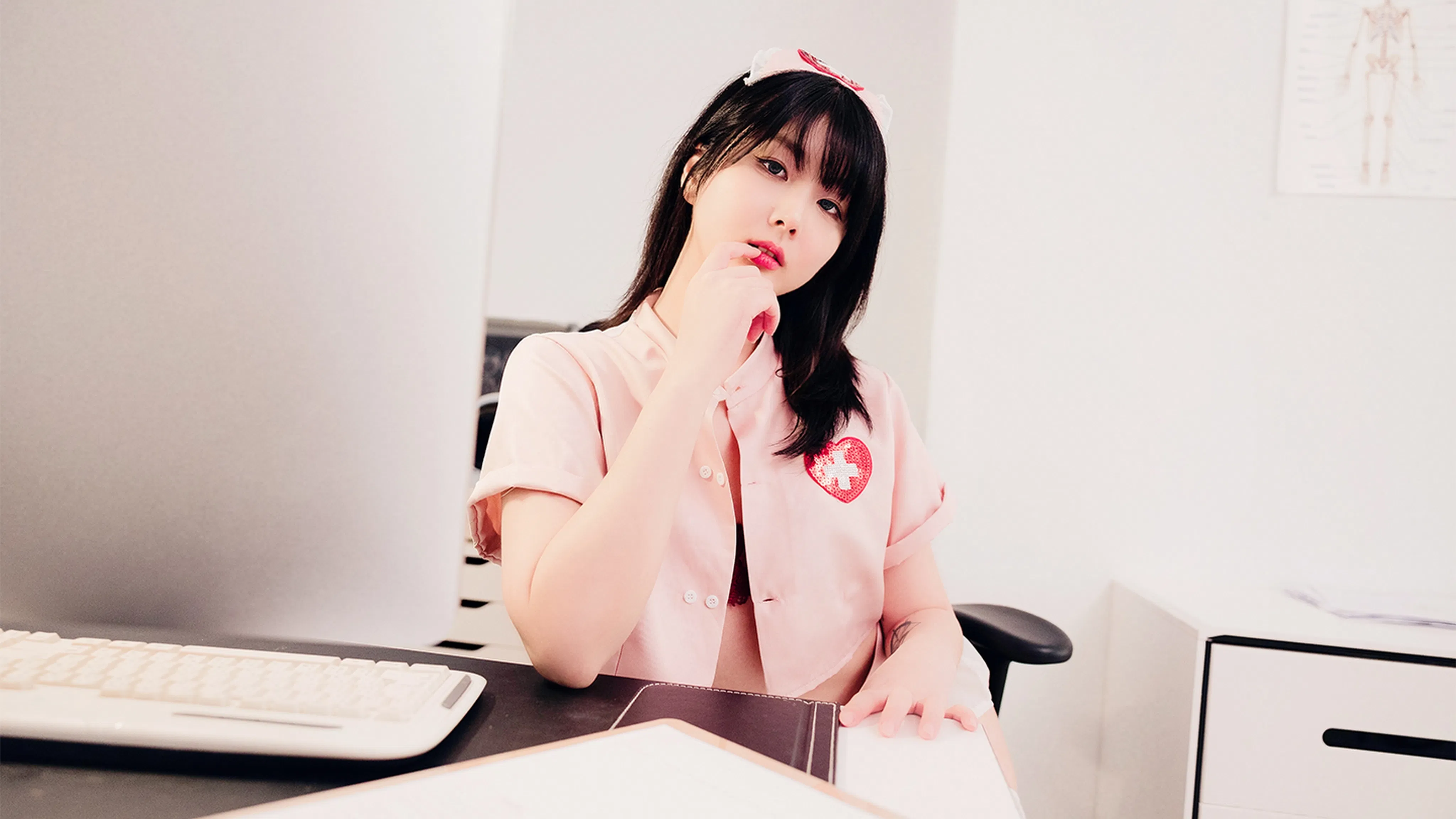 Jang Joo (장주) - Sexy Nurse