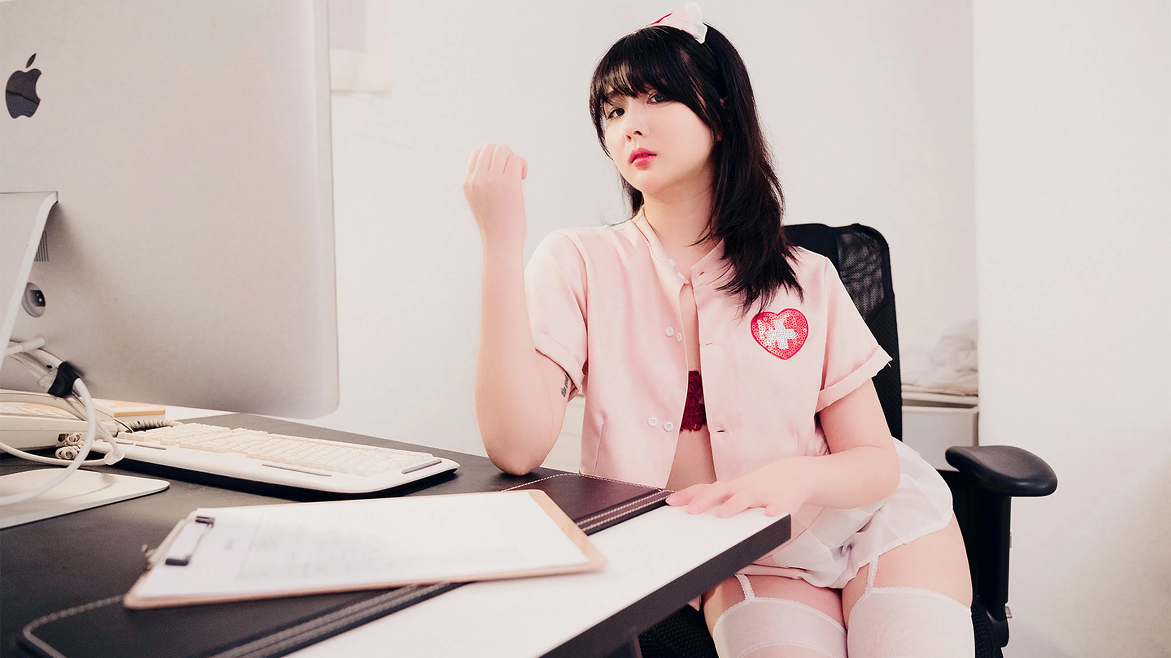 Jang Joo (장주) - Sexy Nurse