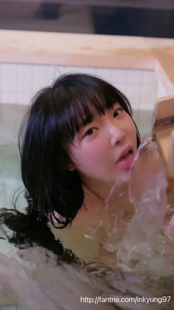 Kang In-kyung (강인경) - 팬트리 Date in Hotel’s Jacuzzi