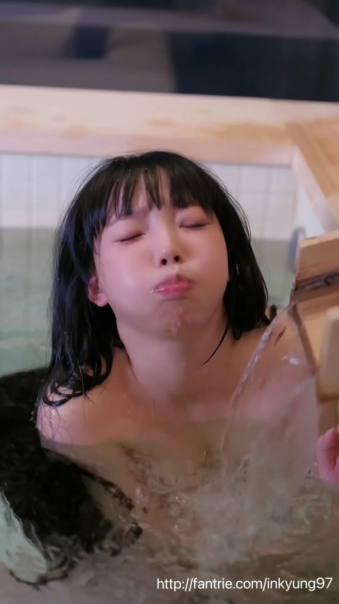 Kang In-kyung (강인경) - 팬트리 Date in Hotel’s Jacuzzi