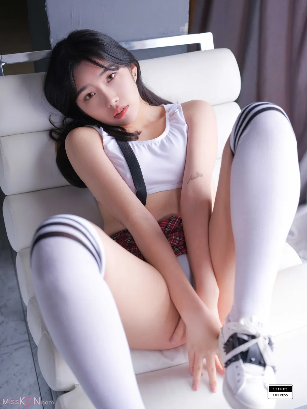 [LE] LEBE-128_ Sonson (손손)