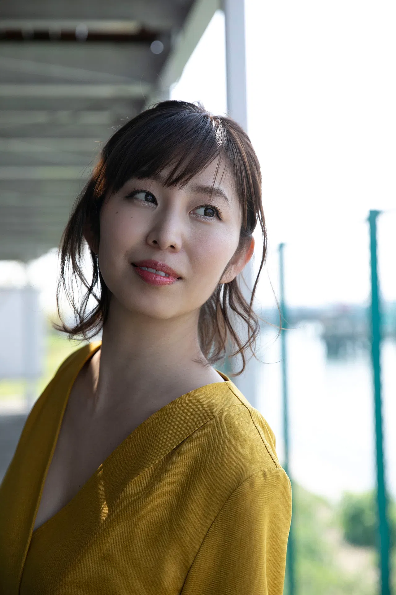 [Photobook] 周刊ポストデジタル写真集 塩地美澄 好きなんだってば！！