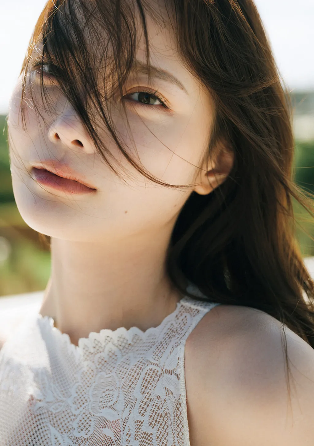 [Photobook] 2025.06.04 新谷姫加ファースト写真集 「ひめかわいい。」