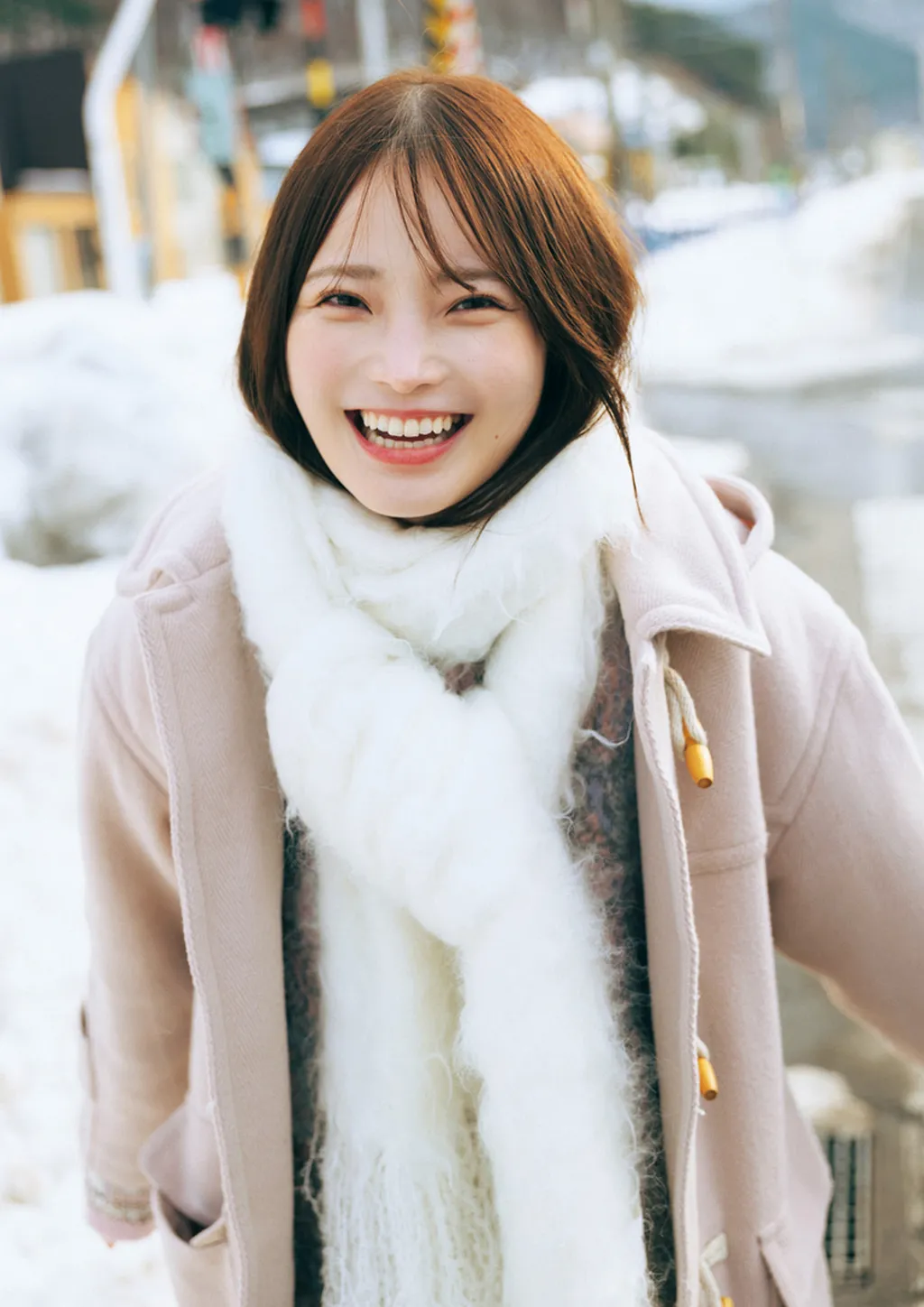 [Photobook] 2025.06.04 新谷姫加ファースト写真集 「ひめかわいい。」
