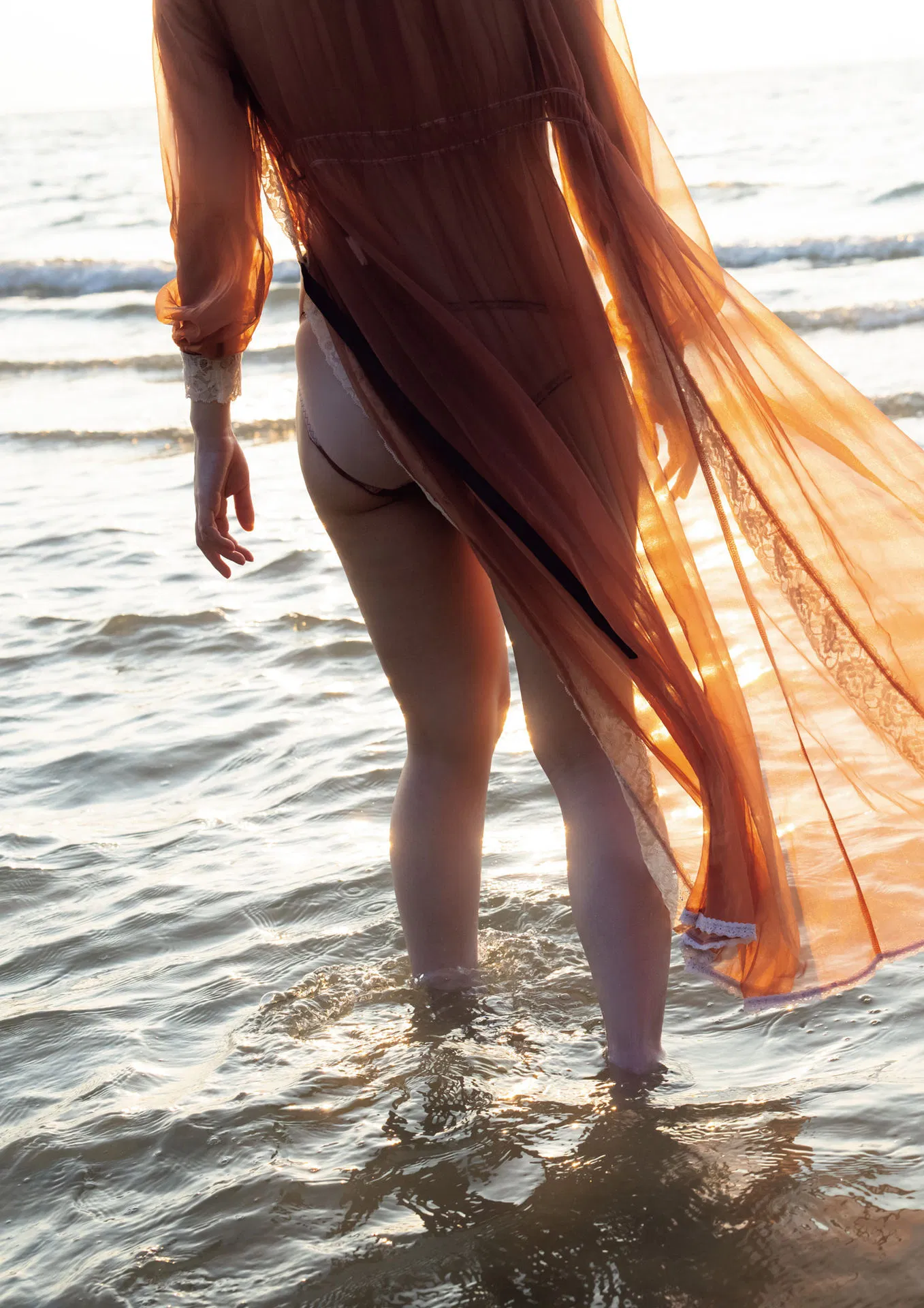 [Photobook] 九野ひなの写真集 「mellow」 - LUCKMAN & 九野ひなの