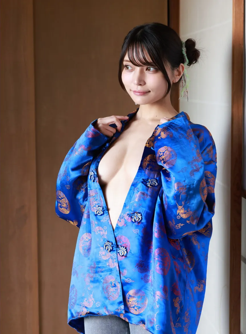 [Photobook] 旬撮ガール 似鳥沙也加 vol.4 振り向けばインスタ女王