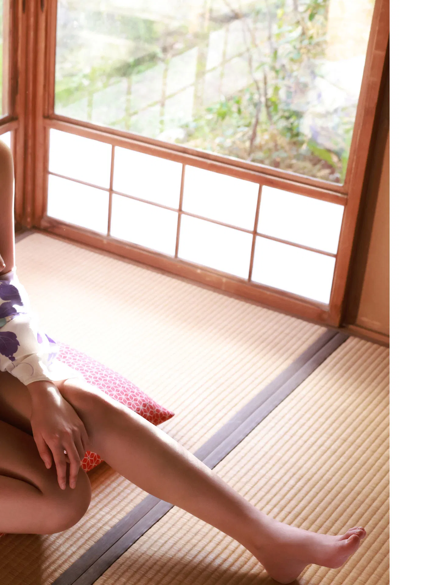 [Photobook] 街山みほ【Scarlet】