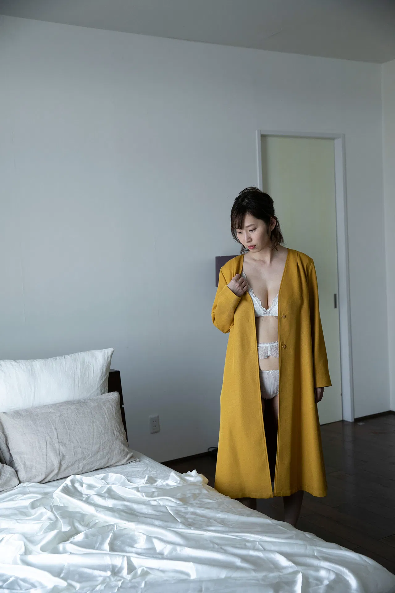 [Photobook] 週刊ポストデジタル写真集 塩地美澄 好きなんだってば！！