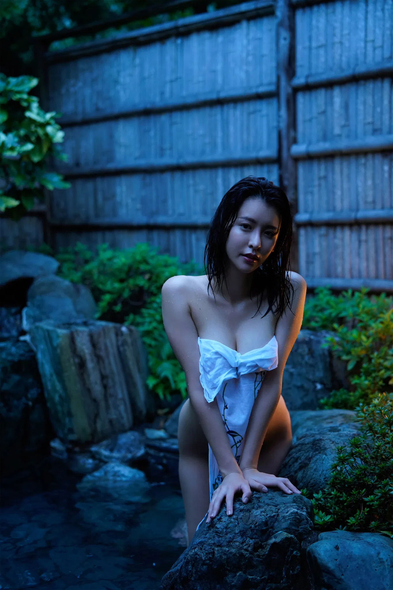 [Photobook] 週刊現代デジタル写真集 奈月セナ たまゆら 花鳥風月