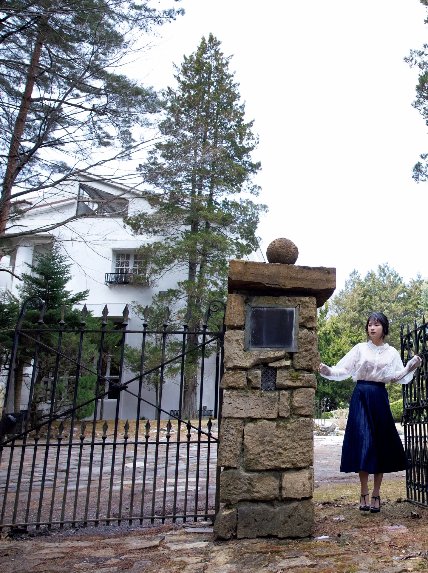 [Photobook]【電子版だけの特典カット付き】街山みほ写真集『Ｐｈａｎｔｏｍ』