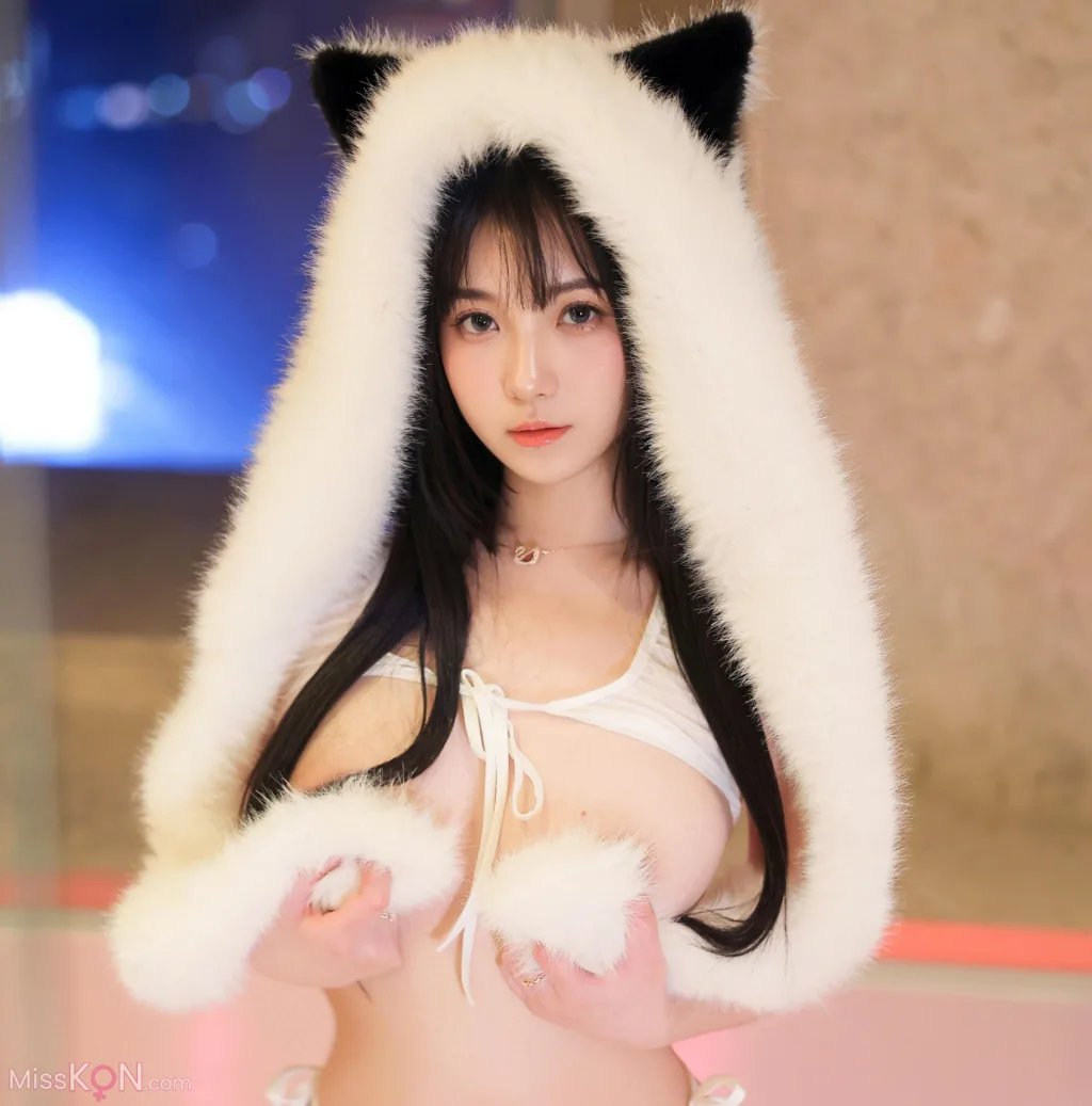 [XR Uncensored] 软情_ R18 秀人网模特 白色小猫咪