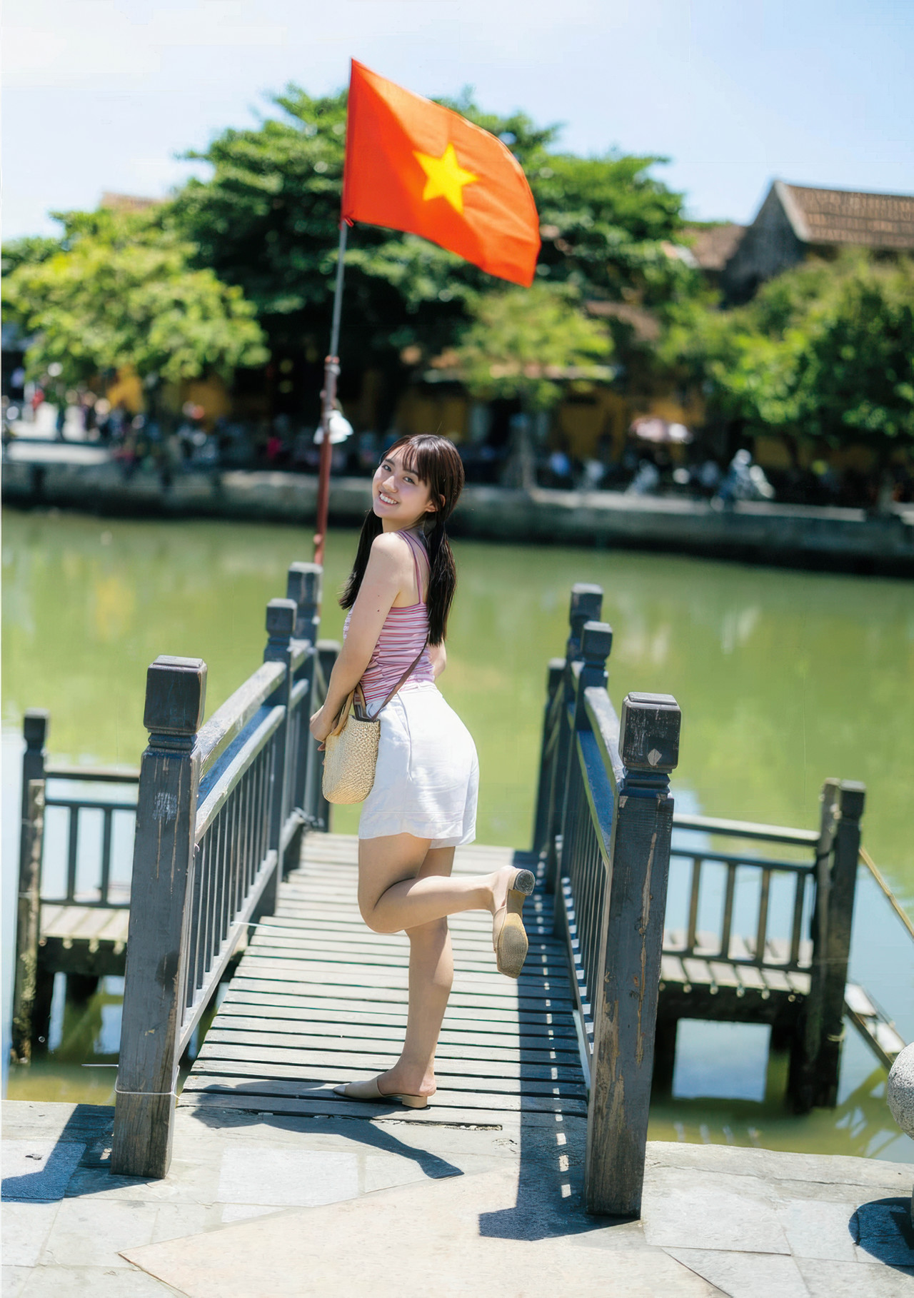 Runa Toyoda 豊田ルナ, 写真集 『Good to see Moon』 Set.02