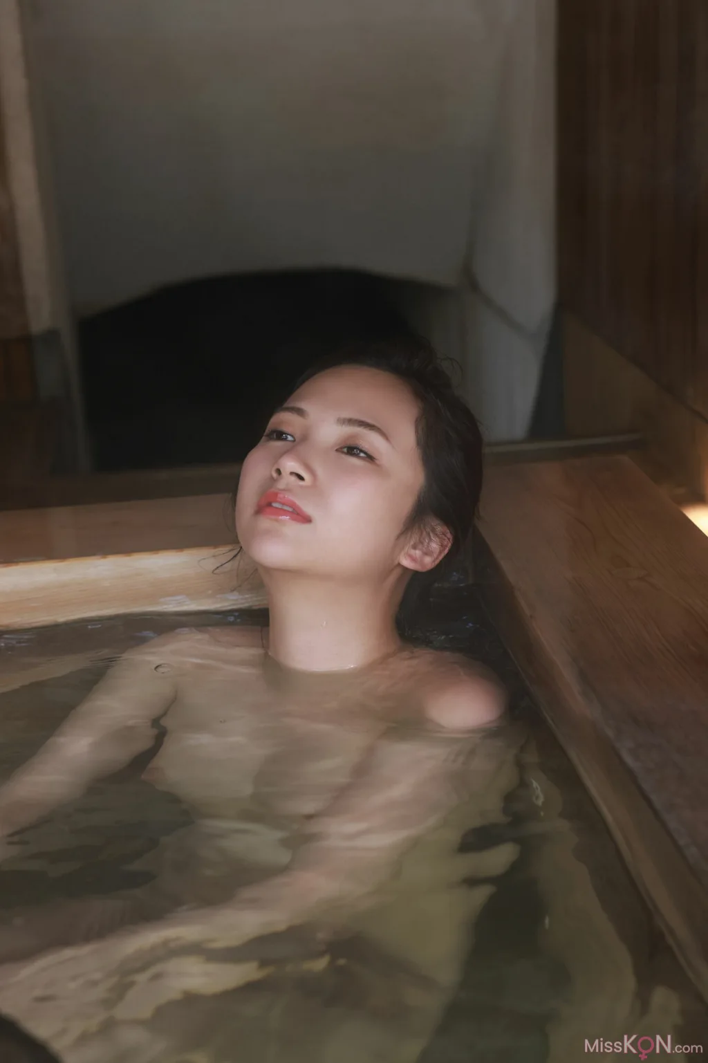 Miho Machiyama (街山みほ)_ FRIDAYデジタル写真集 「Ｓｃａｒｌｅｔ　スペシャルＥｄｉｔｉｏｎ　ｖｏｌ．２」