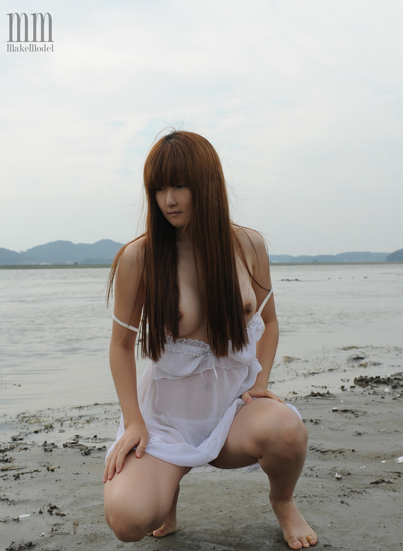 MakeModel Gahee 가희 – 강가에서 이러시면