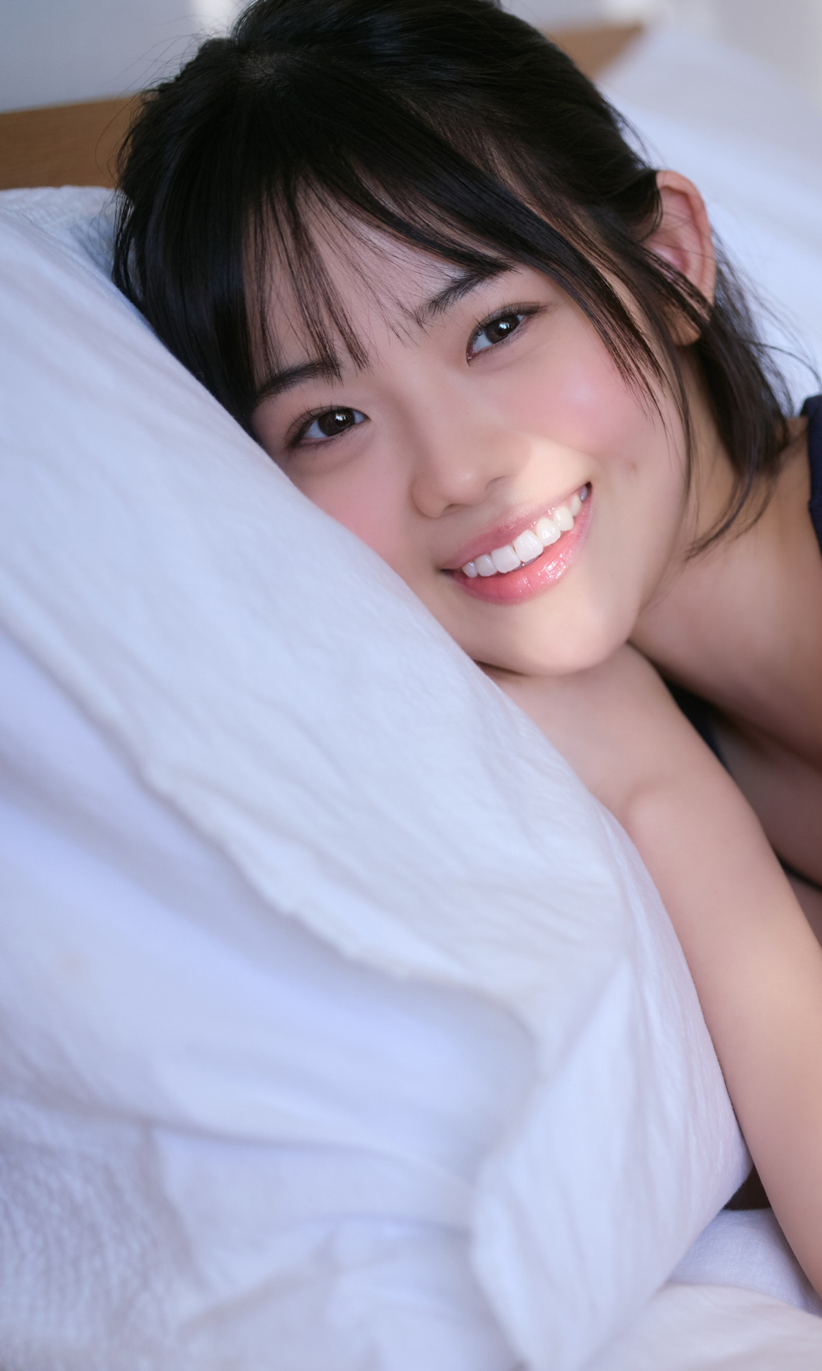 Kohaku Shida 志田こはく, 週プレ Photo Book 「琥珀色の時」 Set.01