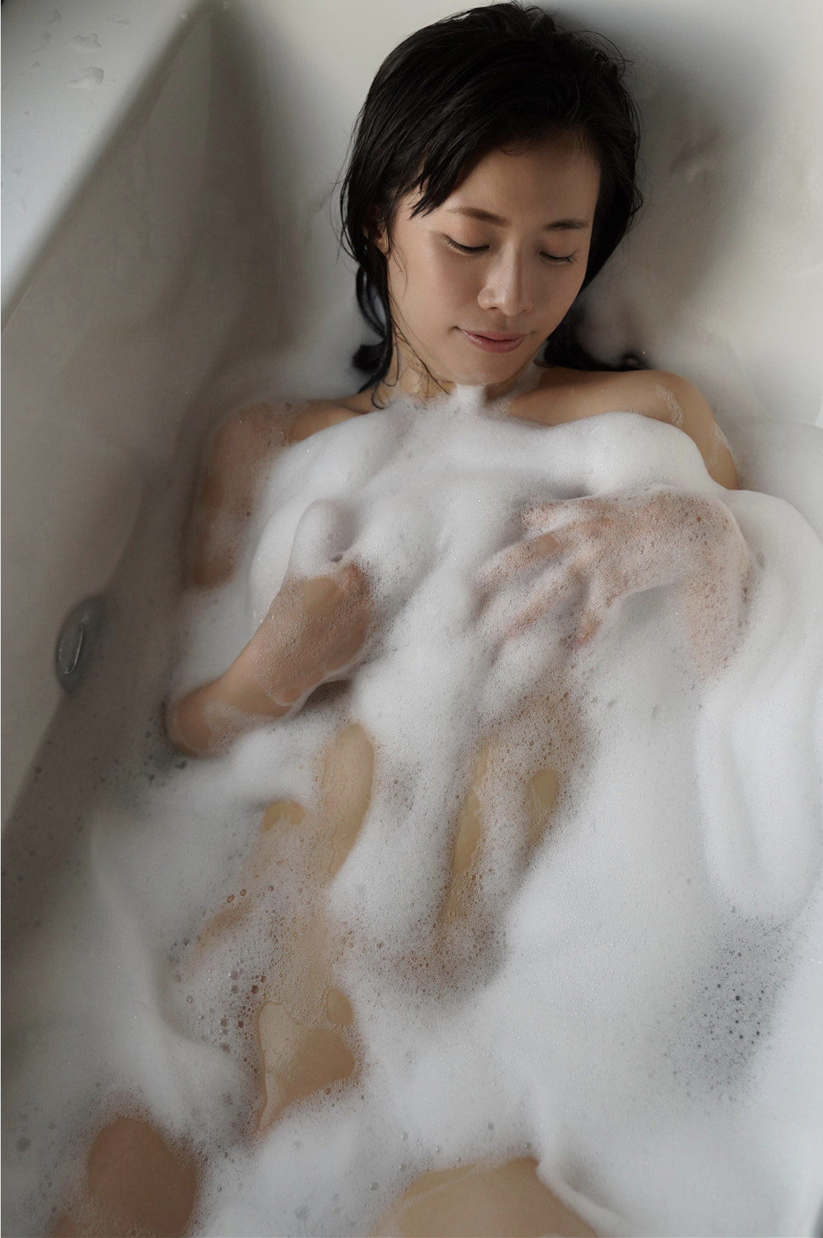 Ichiha Amatsu 天津いちは, FRIDAYデジタル写真集 『元JR東日本社員がまさかのフルヌード vol.2』 Set.02