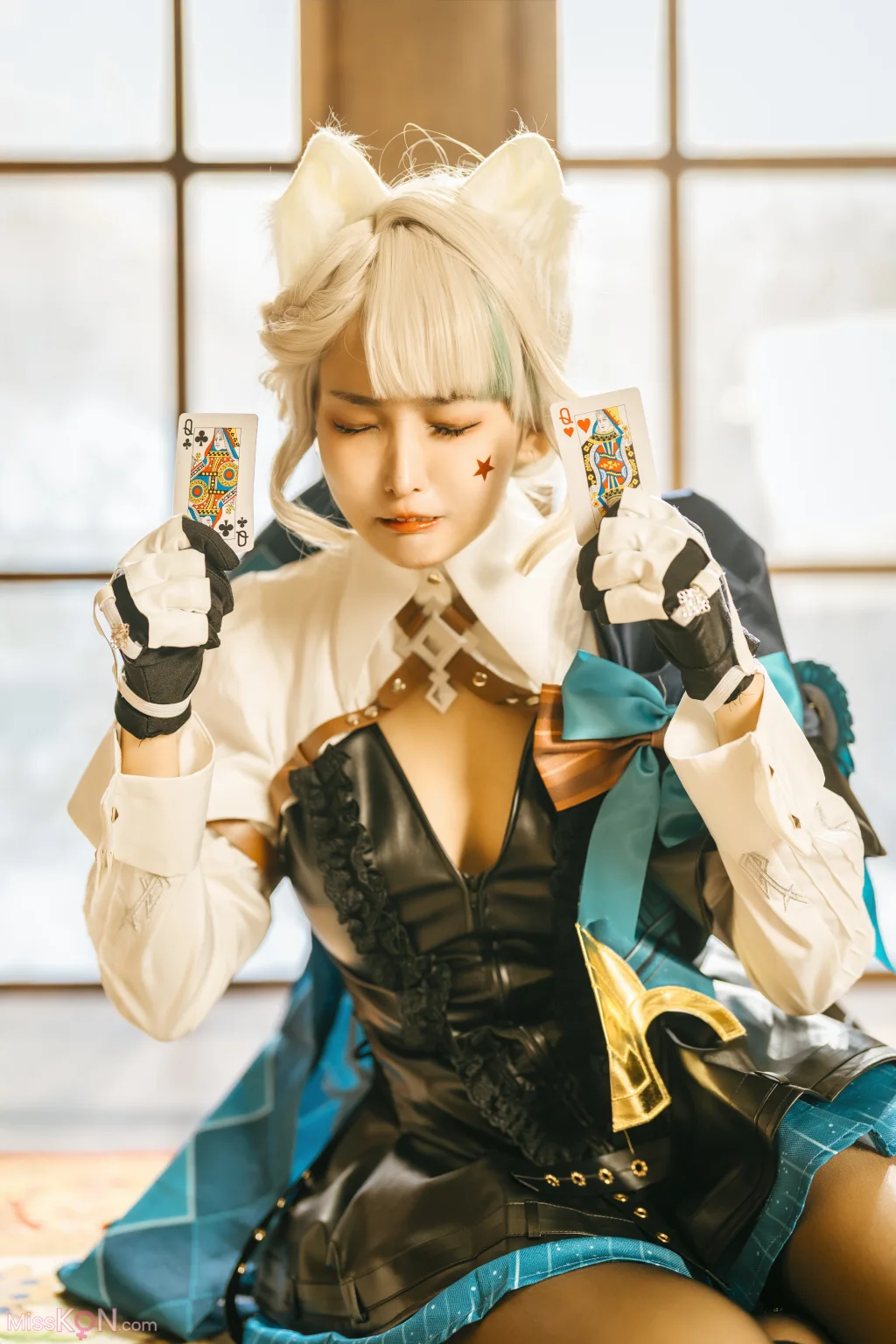 Coser@慕慕Momo_ 原神 Genshin 琳妮特的色情魔術 室内