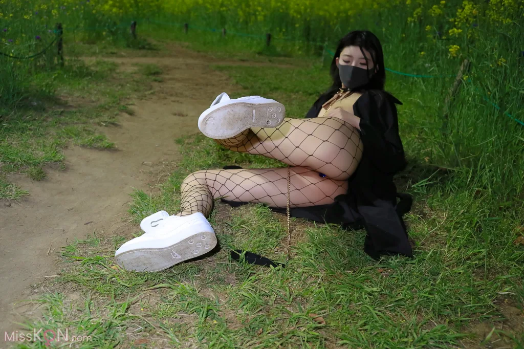 李佳_ 户外花田