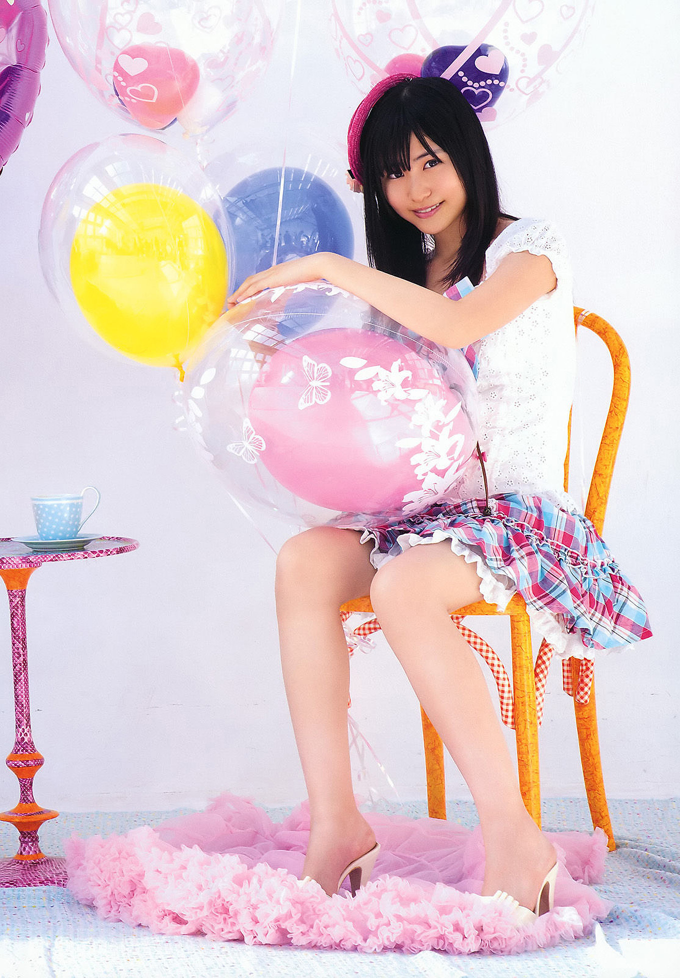 松井珠理奈・松井玲奈・高柳明音, Young Animal 2011 No.11 (ヤングアニマル 2011年11号)