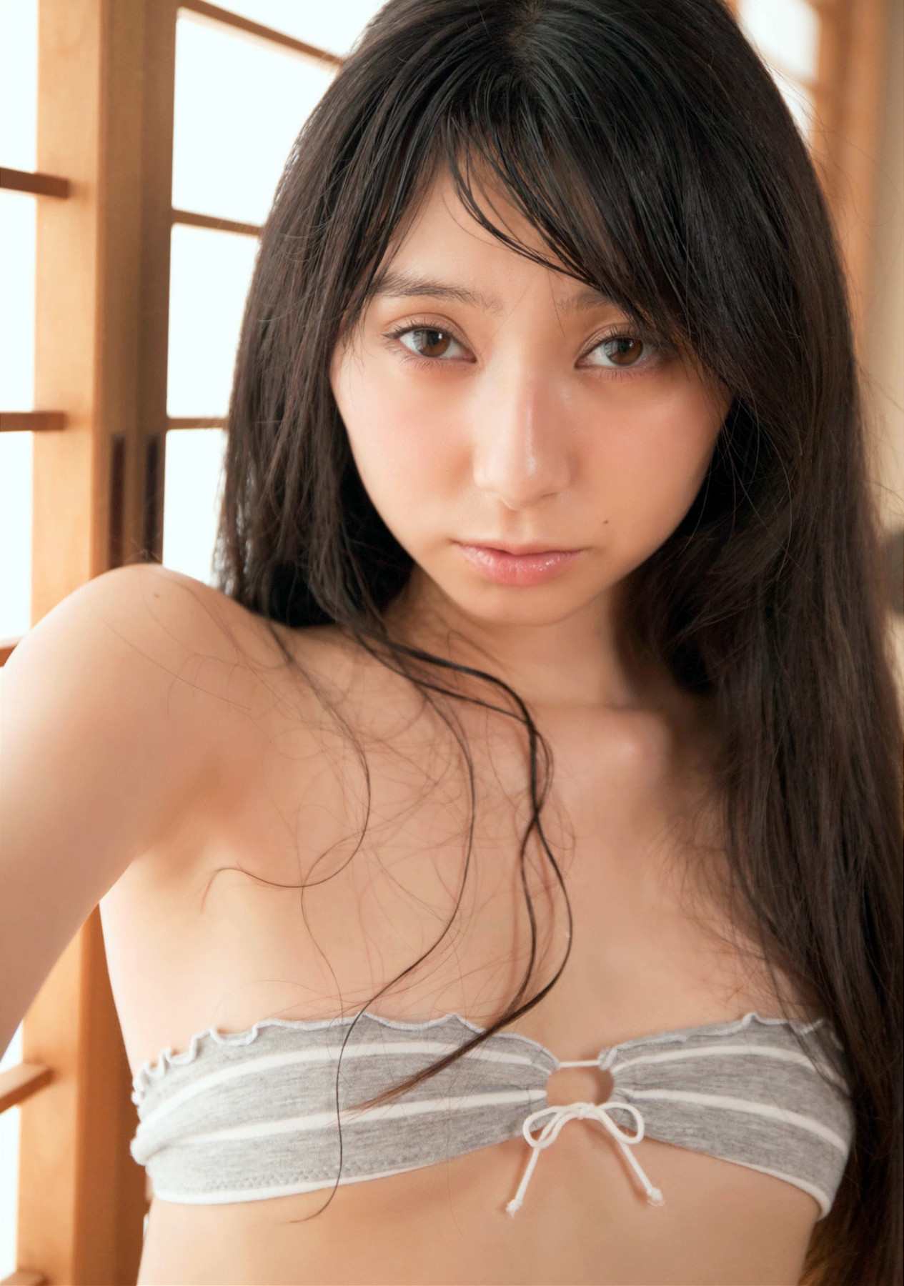 Aya Kuwata 桑田彩, グラビア写真集 「じんわり」 Set.02