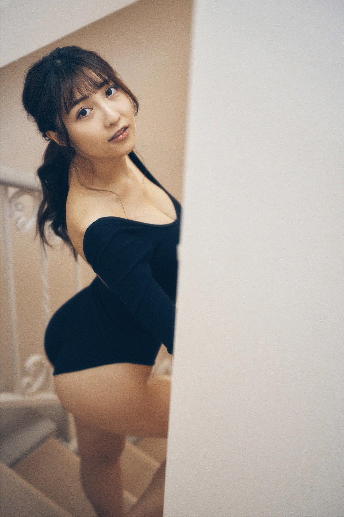 Ririsa Tsuji 辻りりさ, FLASHデジタル写真集 「She is Perfect 後編」 Set.01