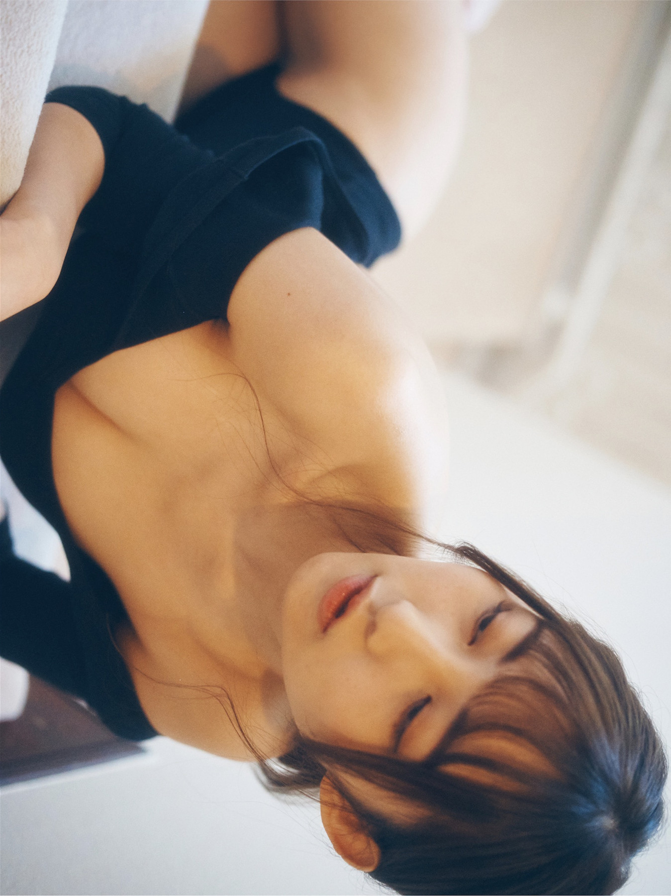 Ririsa Tsuji 辻りりさ, FLASHデジタル写真集 「She is Perfect 後編」 Set.01