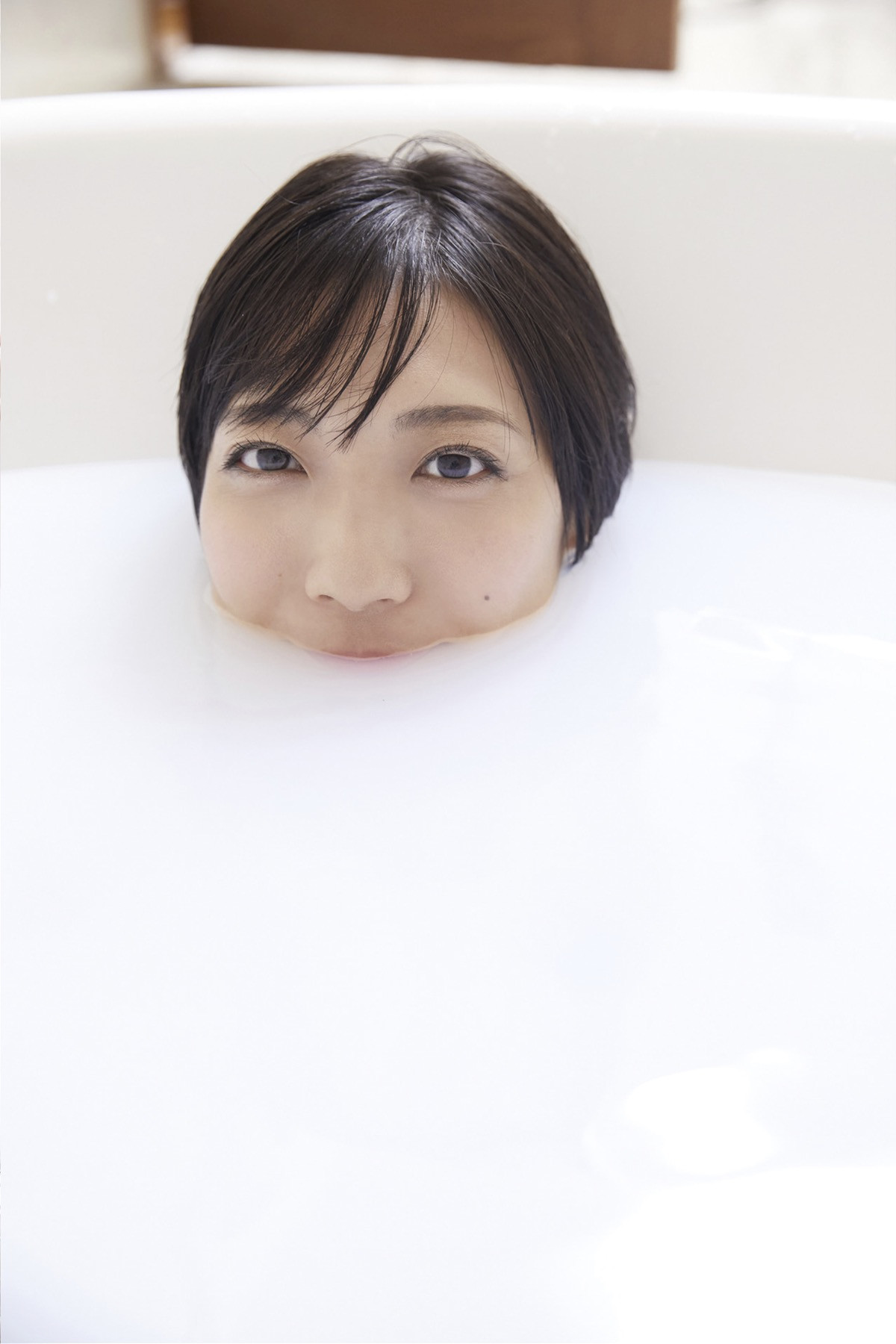 Marina Asakura 麻倉まりな, 写真集 『君はもう一人じゃない vol.3』 Set.04