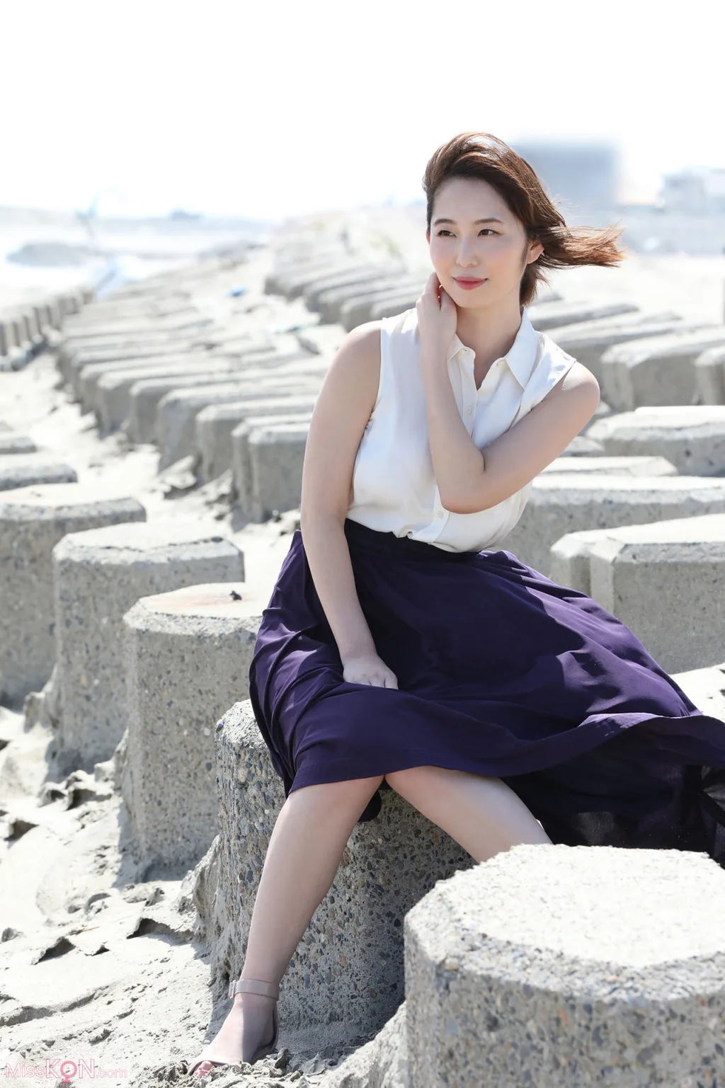 Misumi Shiochi (塩地美澄)_ FRIDAYデジタル写真集 「日本一のフェロモン美女アナと官能トリップ」