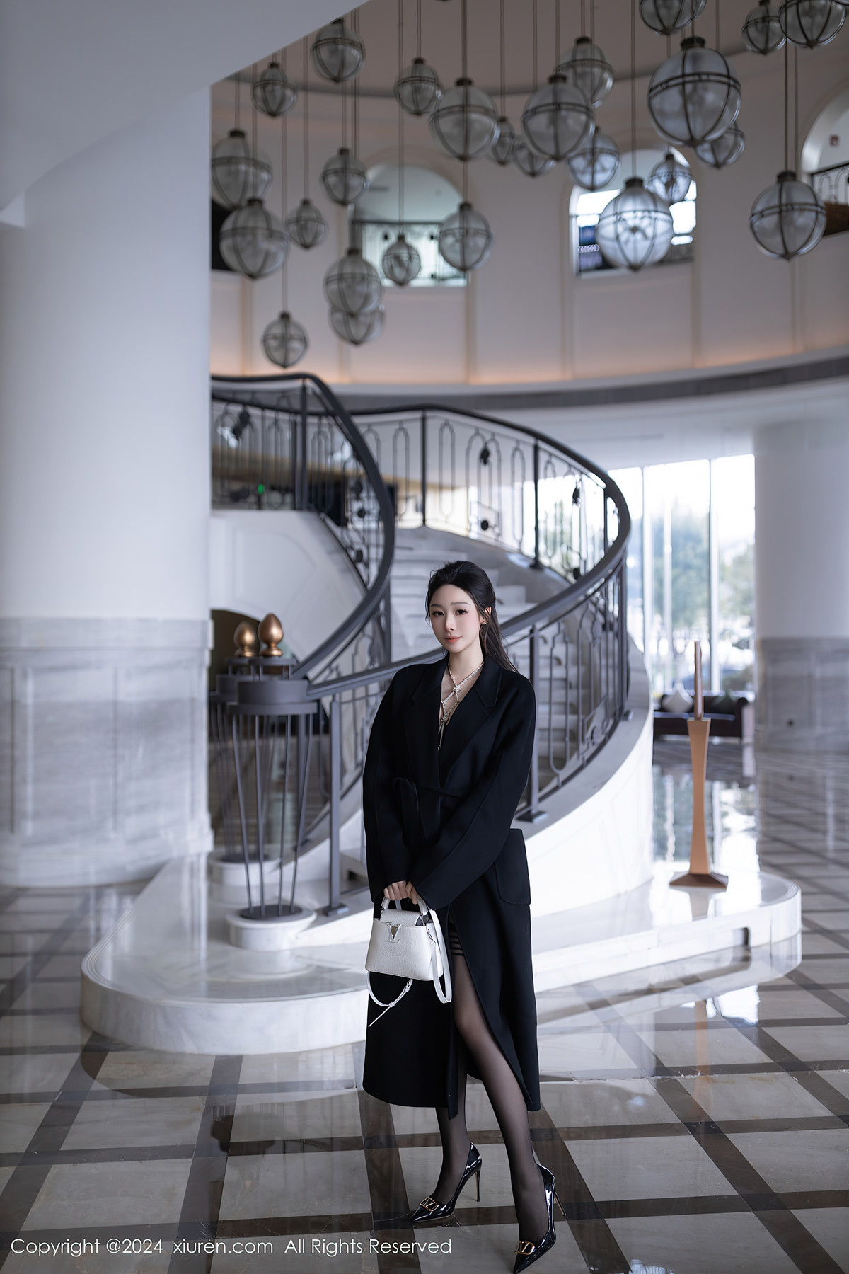 XiuRen秀人网 No.8552 小逗逗XiaoDouDou