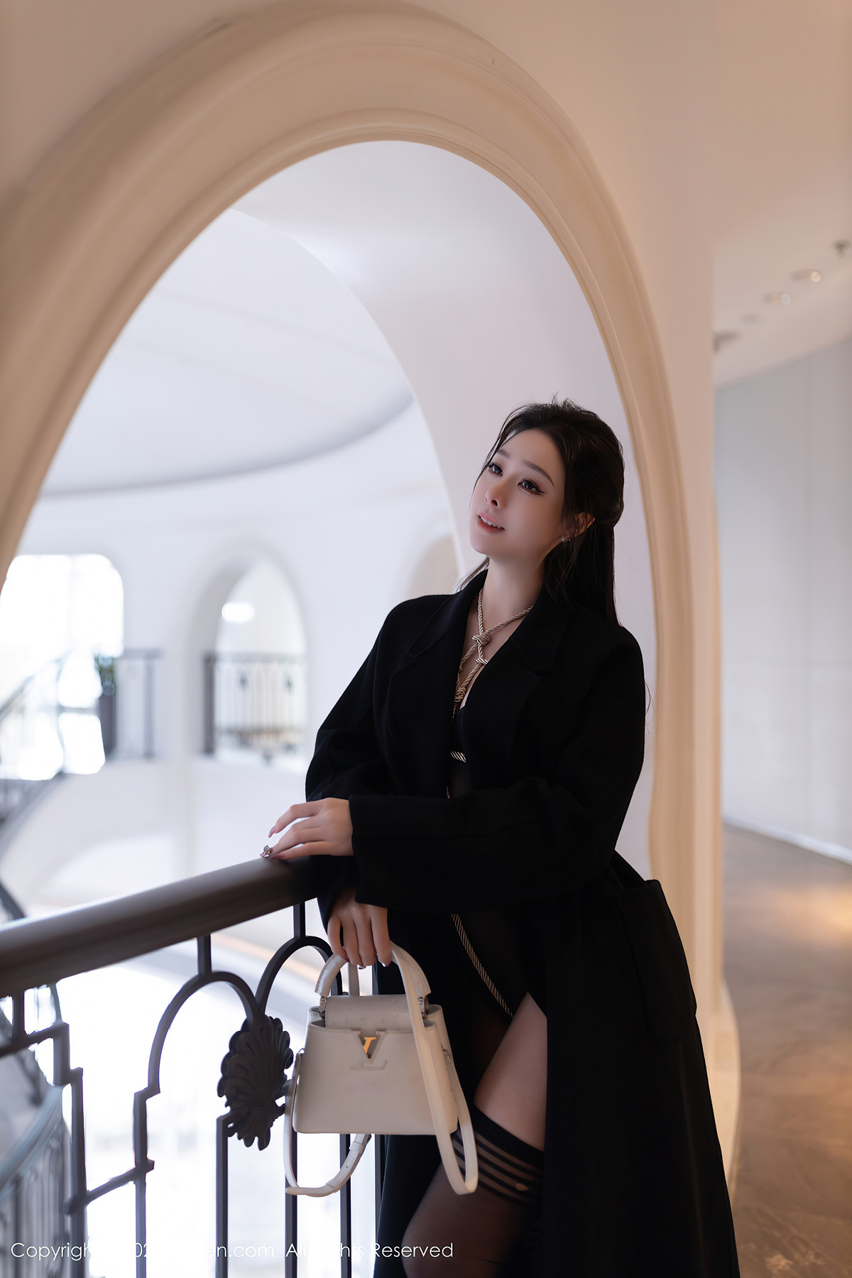 XiuRen秀人网 No.8552 小逗逗XiaoDouDou