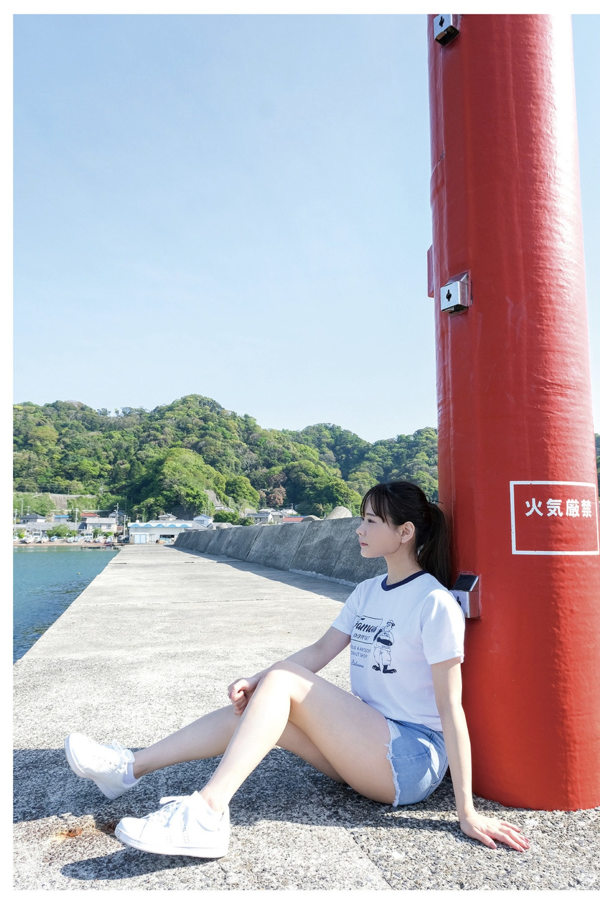 Narumi Hirose 広瀬なるみ, ヌード写真集 『風に包まれて』 Set.02
