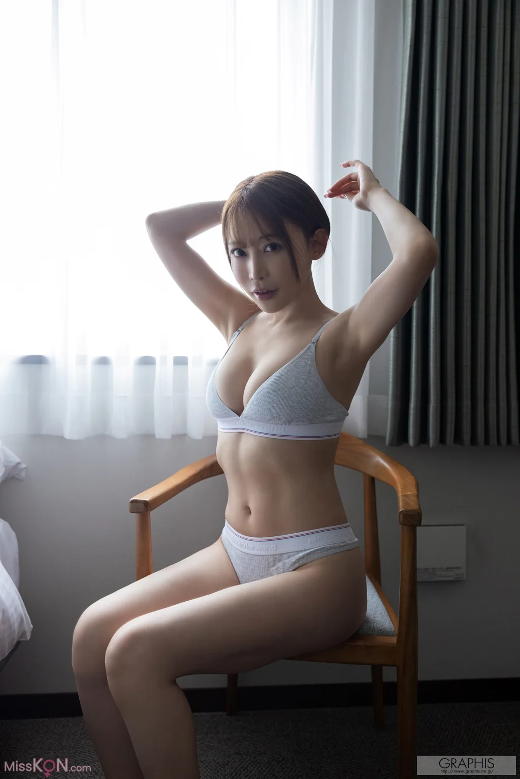 Nanase Alice (七瀬アリス)_ [Graphis] Spring Special 2 2025 Charismatic! Vol.8
