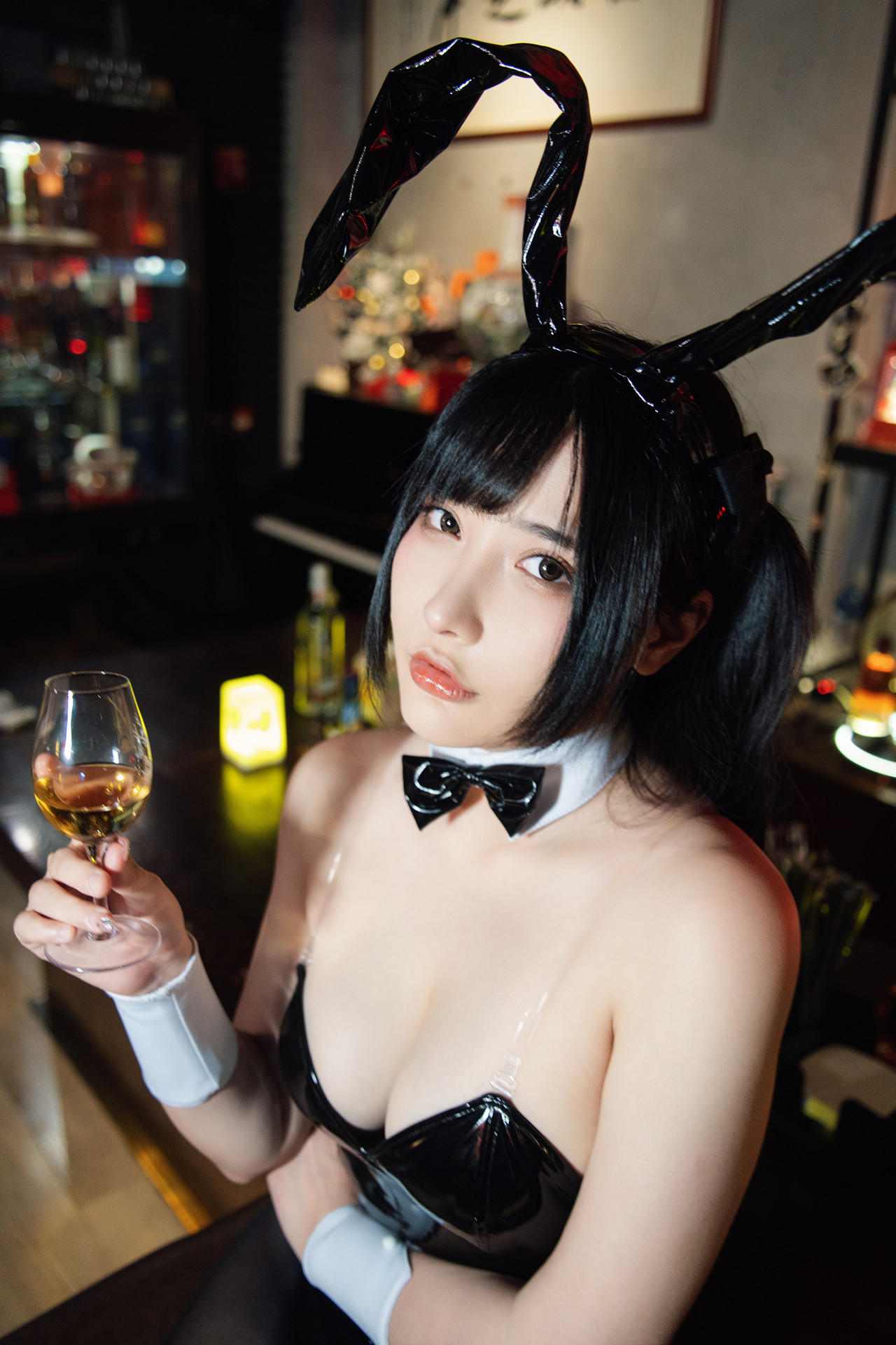 Cosplay 糖果果candy – 黑胶兔兔2 Set.01