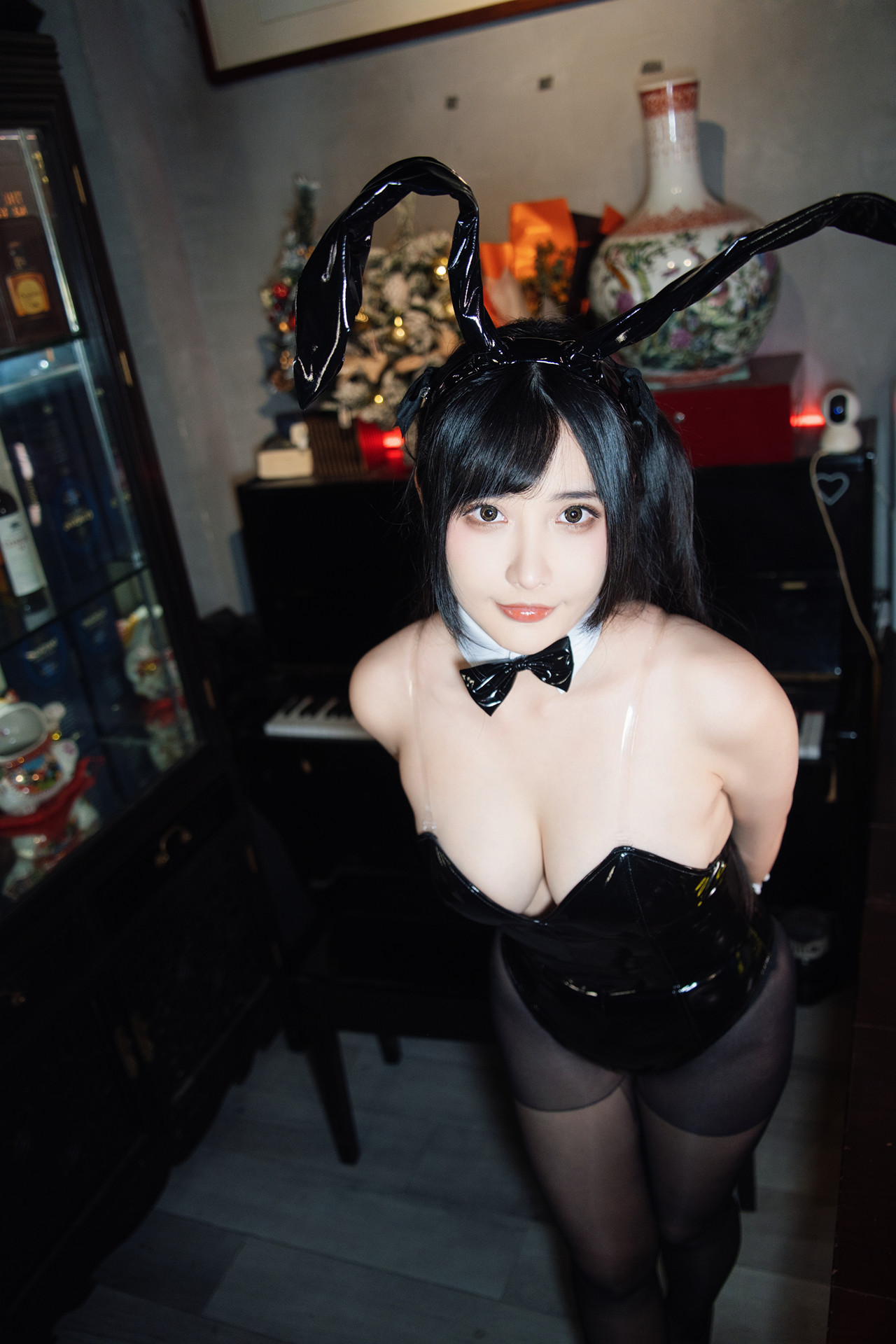 Cosplay 糖果果candy – 黑胶兔兔2 Set.01