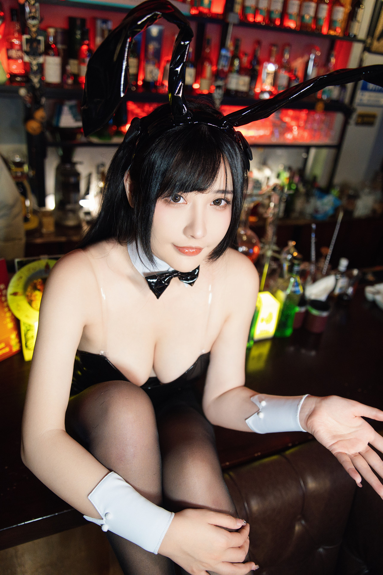 Cosplay 糖果果candy – 黑胶兔兔2 Set.01