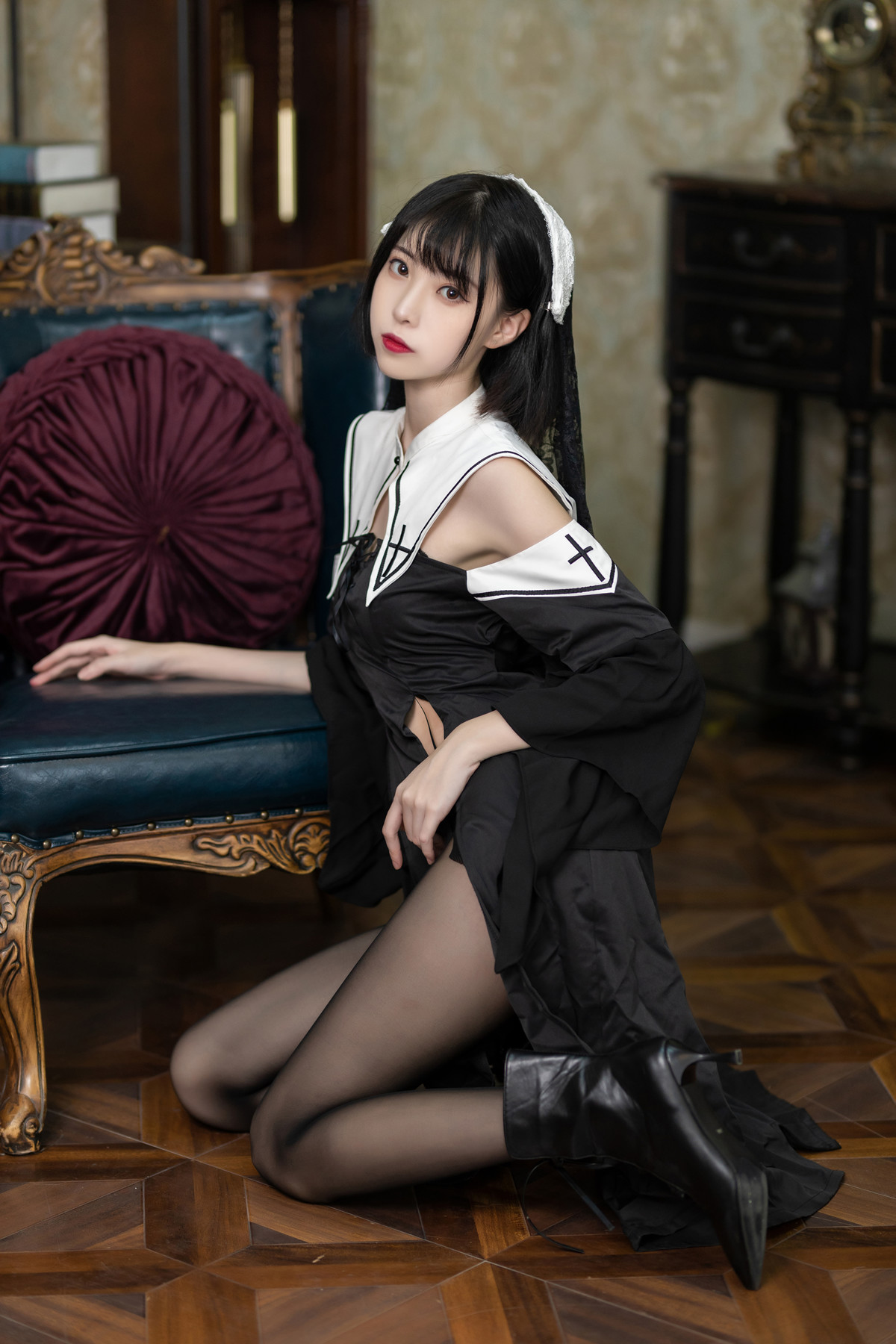 Cosplay 许岚LAN – 暗黑修女 37 Cosplay 许岚LAN – 暗黑修女