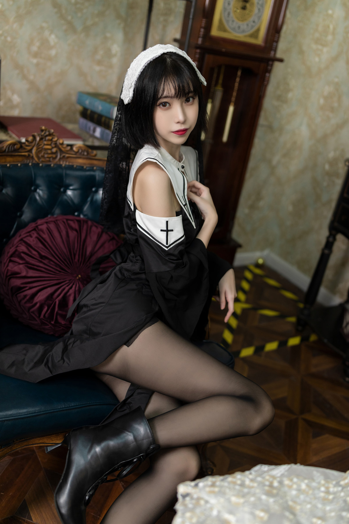 Cosplay 许岚LAN – 暗黑修女 11 Cosplay 许岚LAN – 暗黑修女