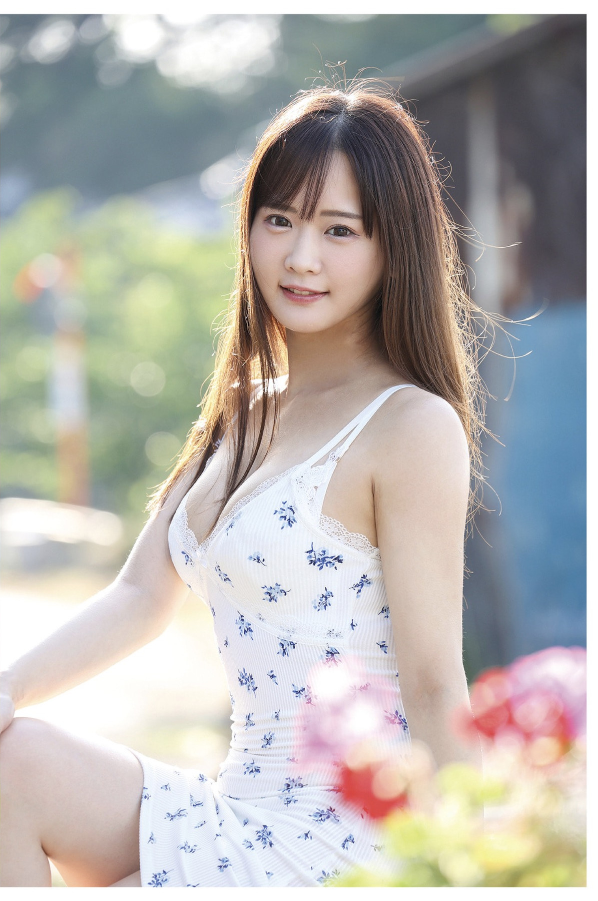 Miu Shirahama 白濱美兎, FRIDAY 2025.06.06-13 (フライデー 2025年6月06-13日号)