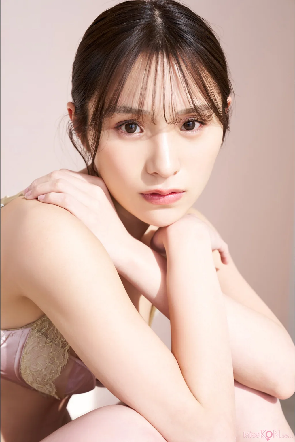 Ayaka Hidaritomo (左伴彩佳)_ Left vol.2 100ページ豪華版 FRIDAYデジタル写真集 23 Ayaka Hidaritomo (左伴彩佳)_ Left vol.2 100ページ豪華版 FRIDAYデジタル写真集