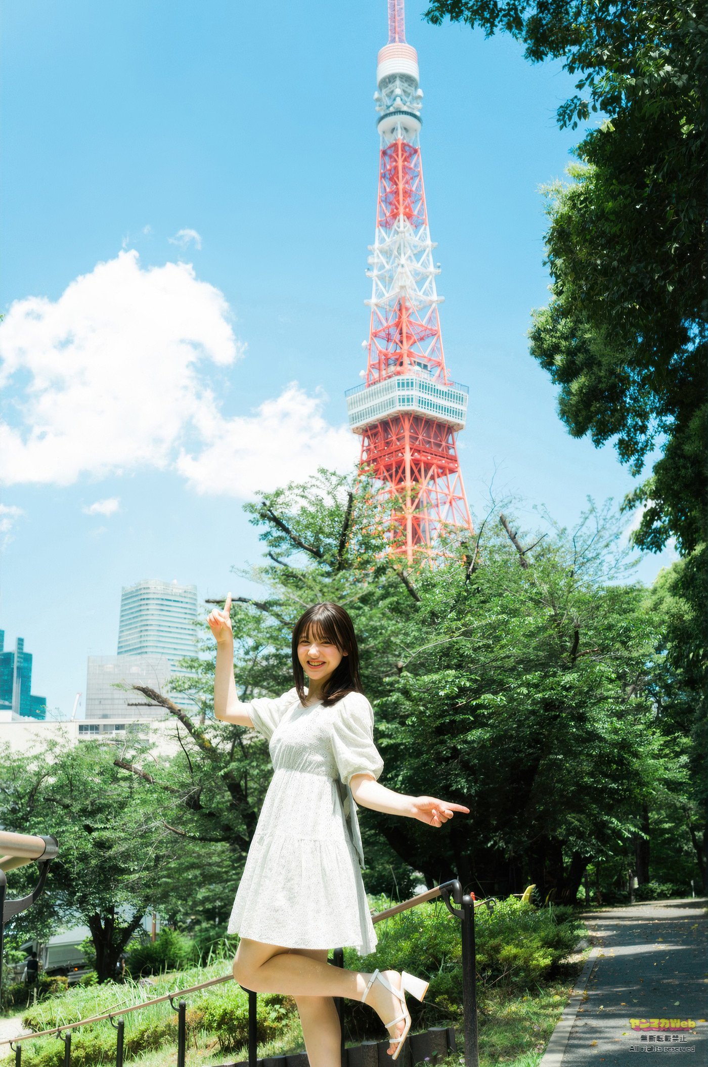 松尾そのま・泉有乃・北里琉, Young Magazine 2025 No.35 (ヤングマガジン 2025年35号) 5 松尾そのま・泉有乃・北里琉, Young Magazine 2025 No.35 (ヤングマガジン 2025年35号)