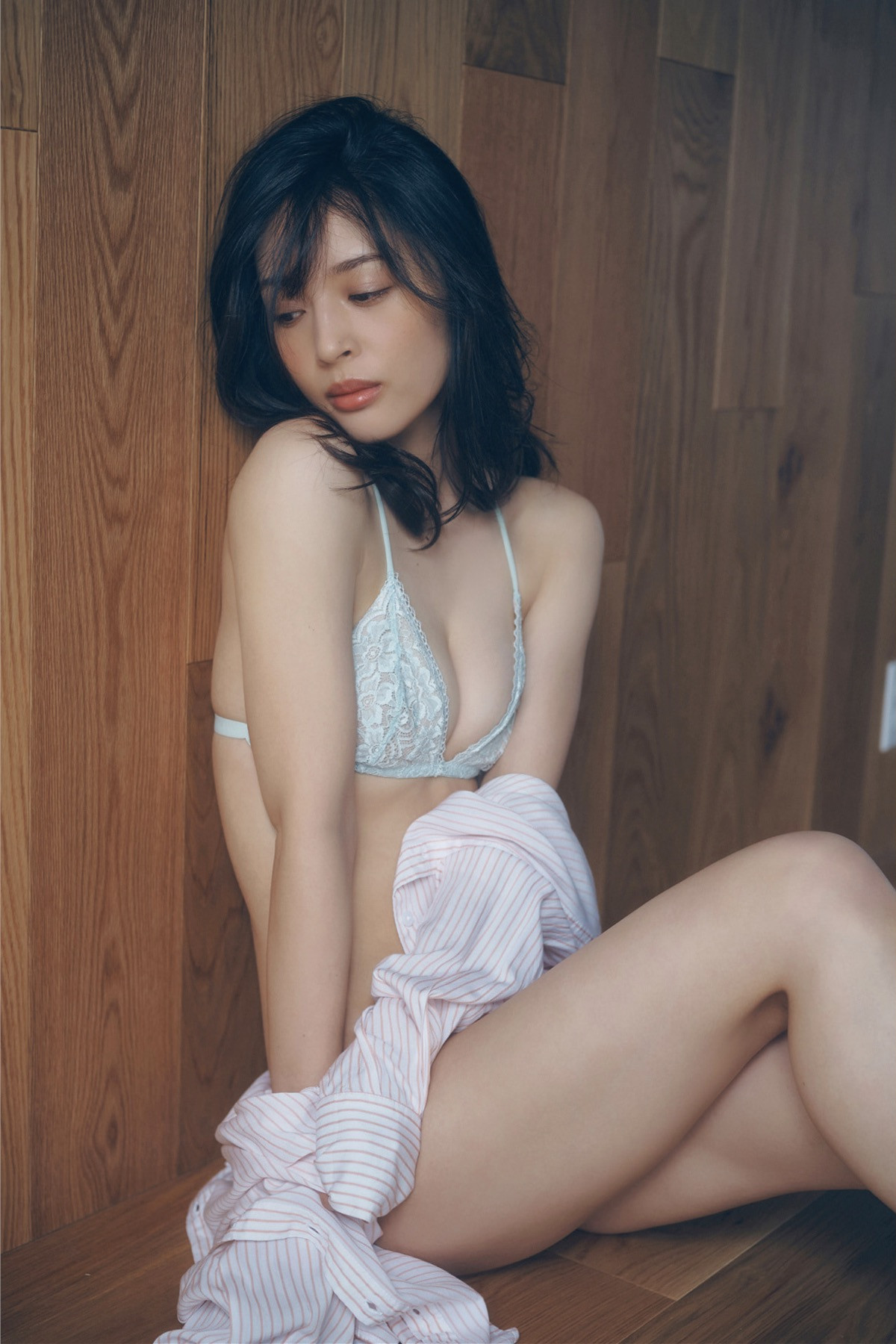 Misaki Jimbu 神部美咲, FLASHデジタル写真集 『ここだけの話 vol.1』 Set.01