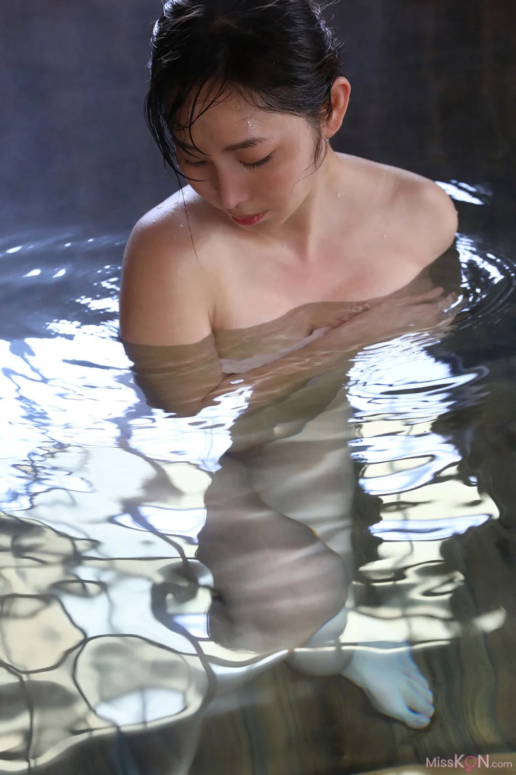 Misumi Shiochi (塩地美澄)_ FRIDAYデジタル写真集 「一泊二日、わけありな旅　ｖｏｌ．３　１３０ページの超完全版！」