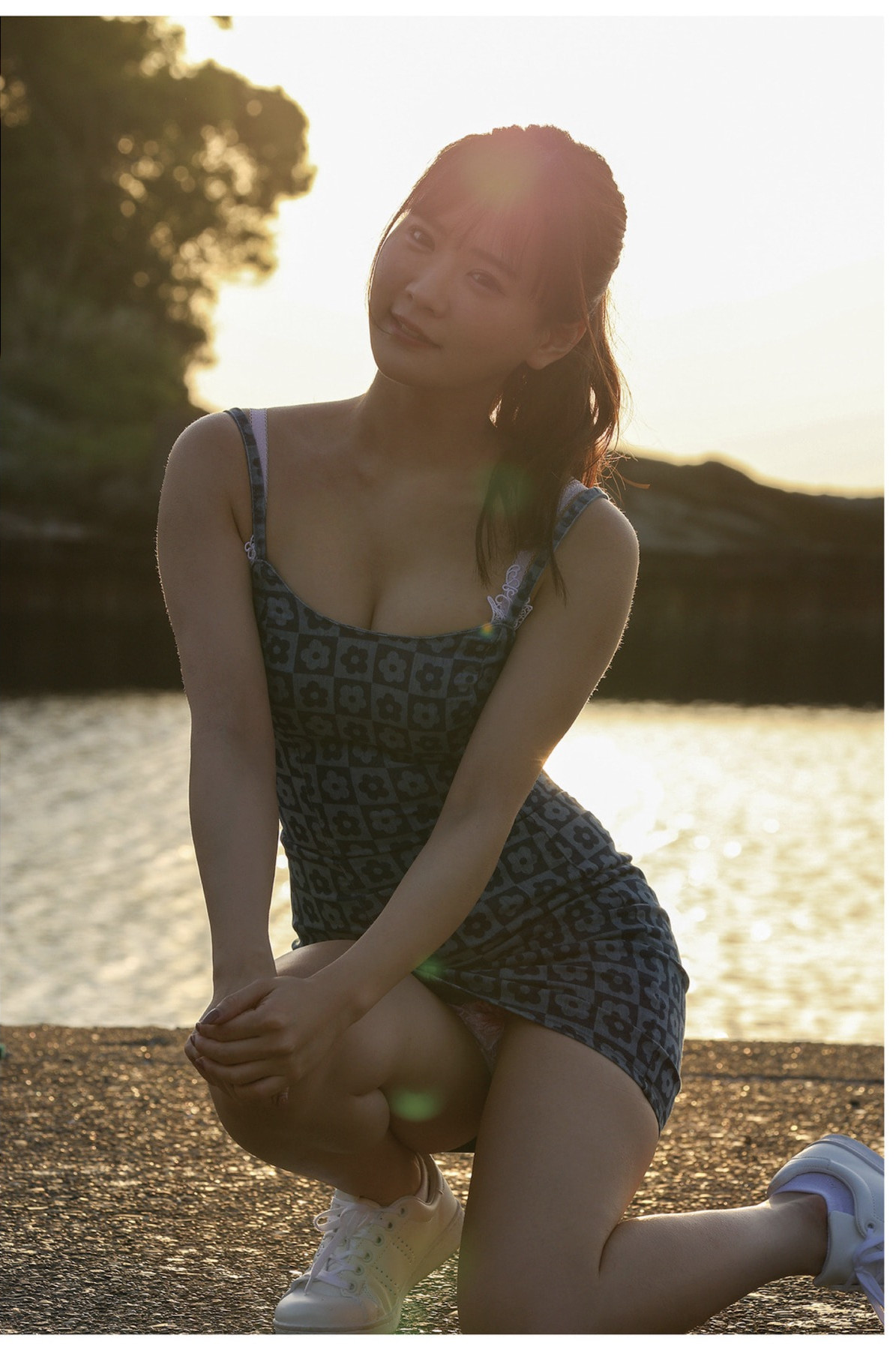 Narumi Hirose 広瀬なるみ, ヌード写真集 『風に包まれて』 Set.03