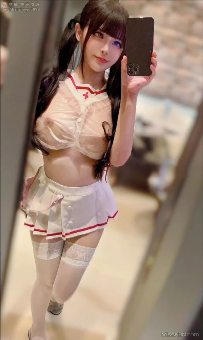 yunalu5211_ 自购高价门槛 台湾最强豪乳福利姬 高颜涩涩写真 37 yunalu5211_ 自购高价门槛 台湾最强豪乳福利姬 高颜涩涩写真