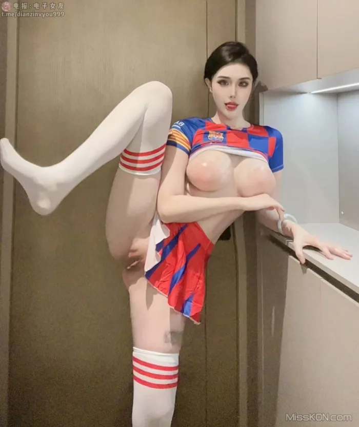 巨樱_ 巨乳健身模特 25年7月最新福利