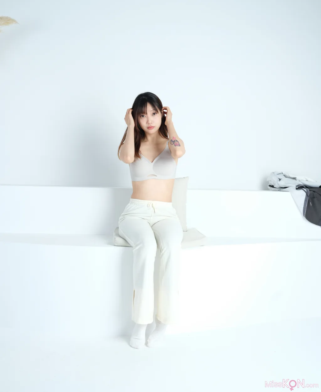 希威社 Photography_ 小初 – 美模 高質量代拍DVA套圖